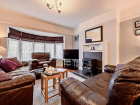 3 Bed in Tenby FB063